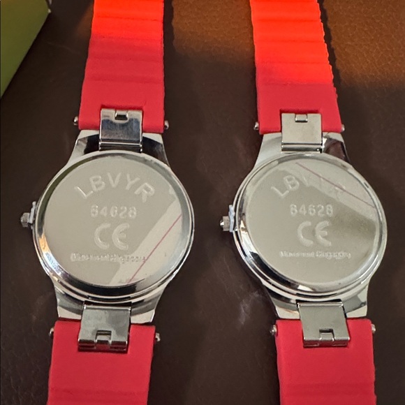 🆕 2 Red, White and Blue Unisex Watch Sets with 3 band options each - Picture 2 of 3